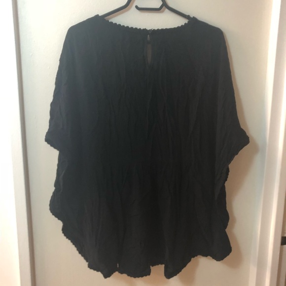 Love & Legend flowing blouse - Picture 3 of 3